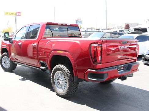 Used 2021 GMC Sierra 3500 Denali w/ Denali Ultimate Package image 5