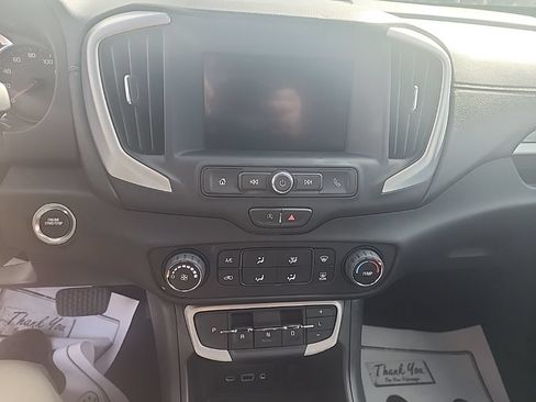 Used 2022 GMC Terrain SLE AWD/4WD image 15