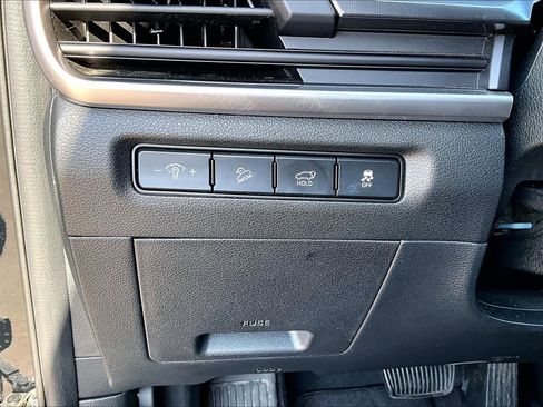 Used 2025 Kia Telluride S image 29