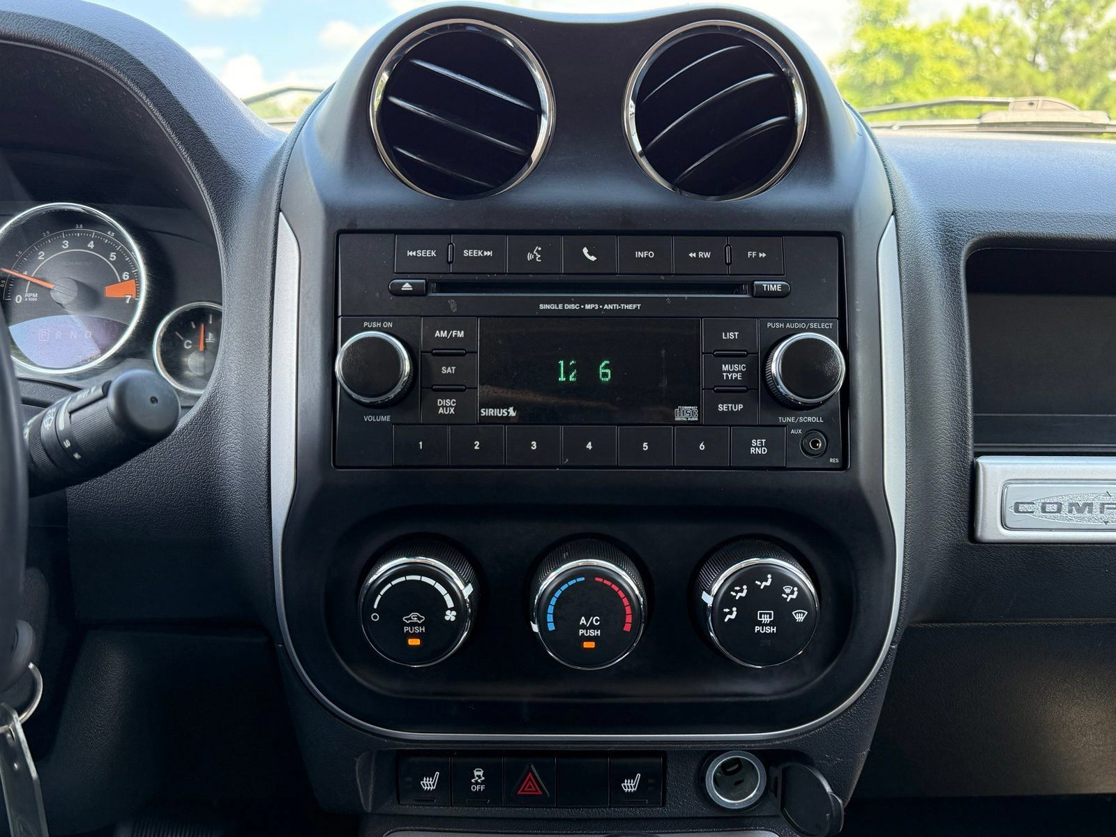 Used 2017 Jeep Compass High Altitude FWD image 29