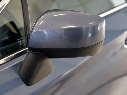 Used 2017 Subaru Outback 2.5i Premium image 12