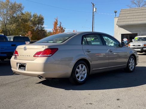 Used 2007 Toyota Avalon Limited image 13