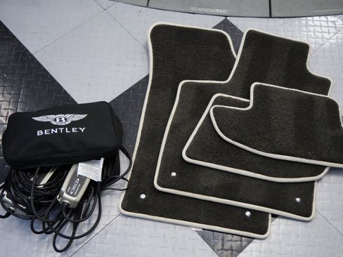 Used 2017 Bentley Continental GT Speed image 33