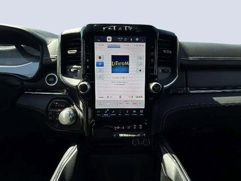 Used 2024 RAM 1500 Limited image 9