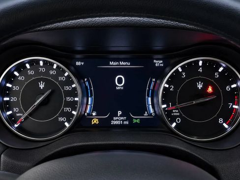 Used 2022 Maserati Ghibli Modena Q4 AWD/4WD image 30