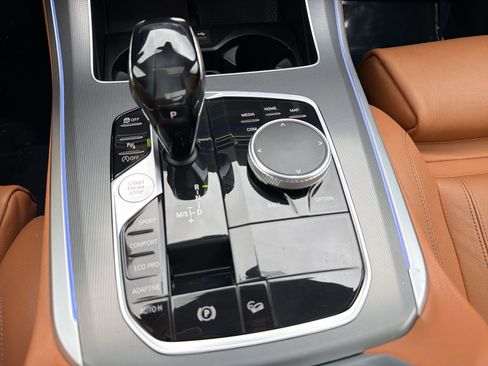 Used 2019 BMW X5 xDrive40i w/ Convenience Package image 16