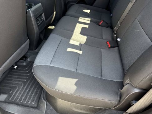 Used 2024 Chevrolet Colorado Trail Boss w/ Technology Package AWD/4WD image 10