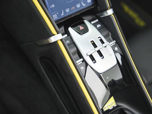 Used 2025 Ferrari Roma Spider RWD image 43