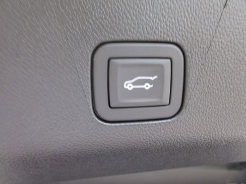 New 2026 GMC Yukon Elevation RWD image 11