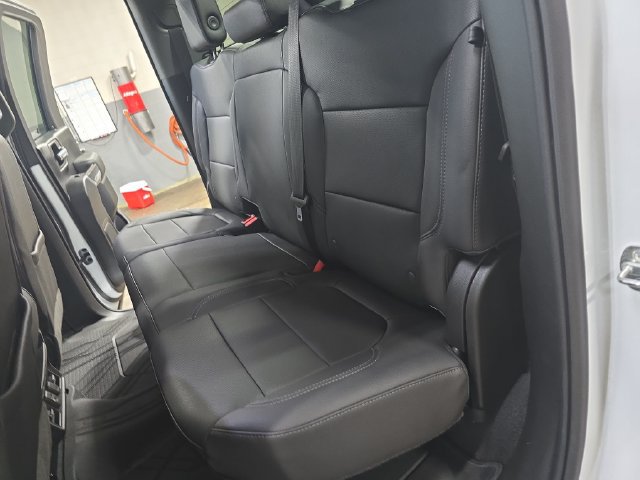 Used 2022 Chevrolet Silverado 2500 LTZ w/ Safety Package AWD/4WD image 15