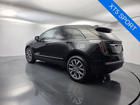 Used 2024 Cadillac XT5 Sportv w/ Technology Package AWD/4WD image 6