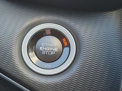 New 2025 Jeep Grand Cherokee L Altitude image 21