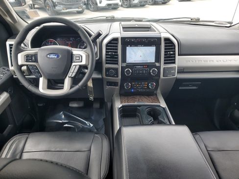 Used 2019 Ford F350 Lariat w/ Lariat Value Package image 13