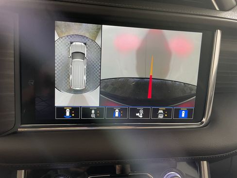 Used 2023 GMC Yukon Denali image 22