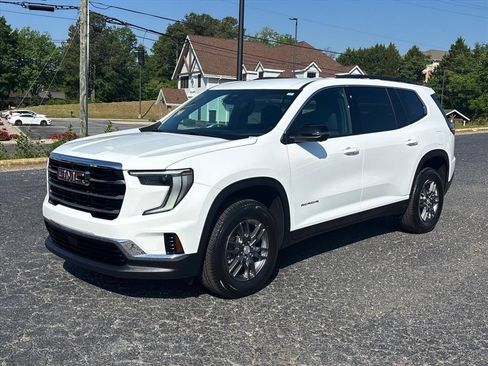 Used 2026 GMC Acadia Elevation AWD/4WD image 3