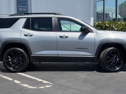 New 2026 GMC Terrain Elevation w/ Elevation Premium Package FWD image 3
