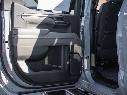 Used 2024 Chevrolet Silverado 1500 ZR2 w/ Technology Package image 44