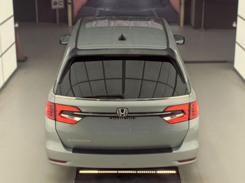 Used 2024 Honda Odyssey EX-L image 5