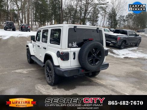 Used 2022 Jeep Wrangler Unlimited Sahara image 7