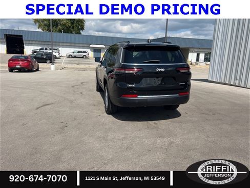 New 2025 Jeep Grand Cherokee L Laredo w/ Luxury Tech Group I image 12