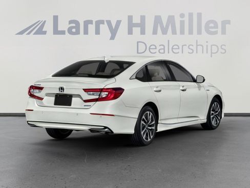 Used 2022 Honda Accord EX-L image 2