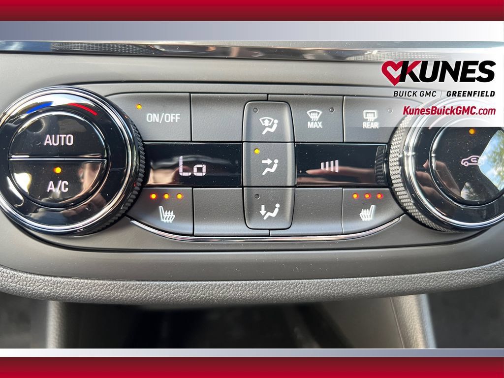 New 2026 Buick Envista Sport Touring w/ Convenience I Package FWD image 32