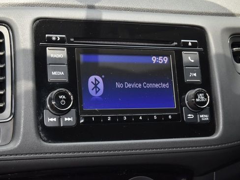 Used 2022 Honda HR-V LX image 25