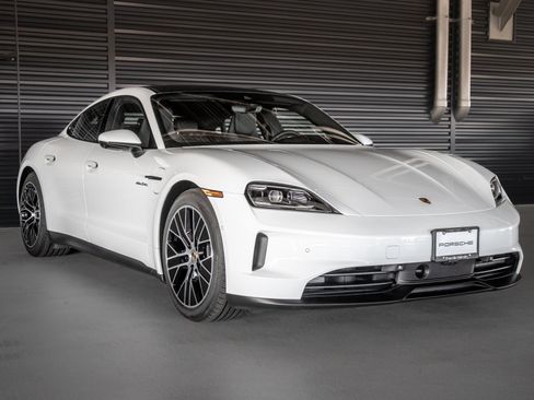 Certified 2026 Porsche Taycan AWD/4WD image 7