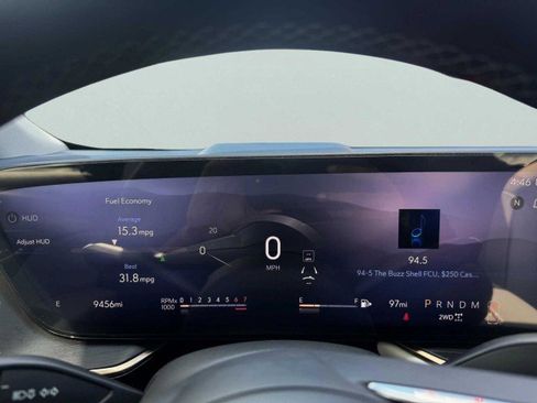 Used 2024 Buick Envision Avenir image 24