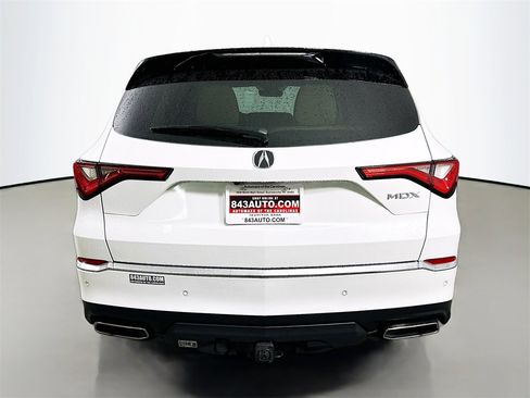 Used 2022 Acura MDX SH-AWD w/ Technology Package image 6