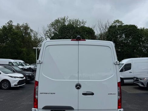 Used 2026 Mercedes-Benz Sprinter 2500 image 5
