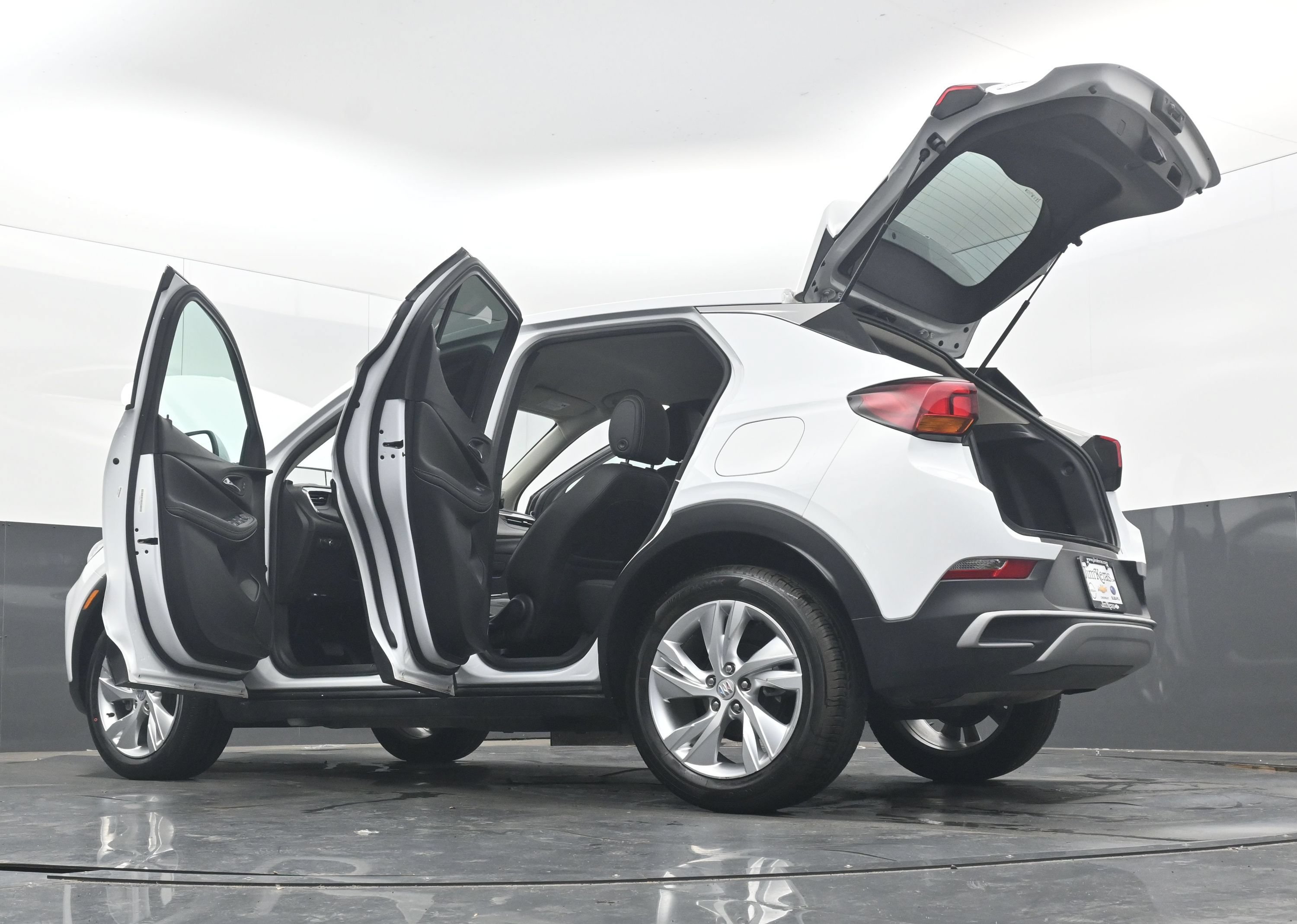 Certified 2025 Buick Encore GX Preferred FWD image 47