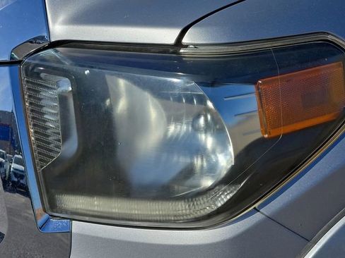 Used 2018 Toyota Tundra SR5 w/ SR5 Upgrade Package image 7