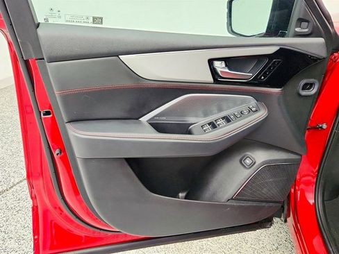 Used 2025 Acura MDX A-Spec image 11