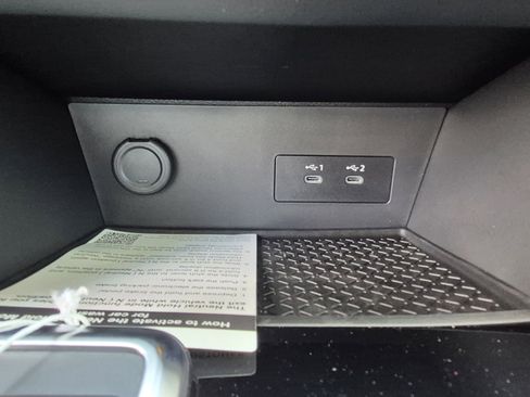 Used 2026 Nissan Pathfinder SV FWD image 29