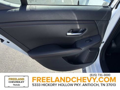 Used 2024 Nissan Sentra SR FWD image 16
