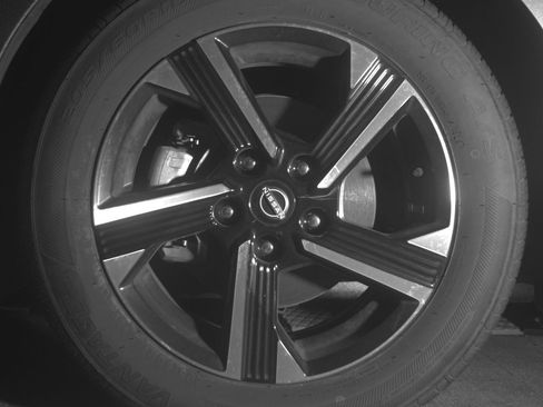 Used 2025 Nissan Sentra SV image 12