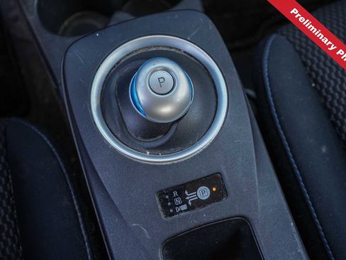 Used 2013 Nissan Leaf S FWD image 17