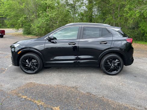 New 2026 Buick Encore GX Sport Touring w/ Comfort Package FWD image 2