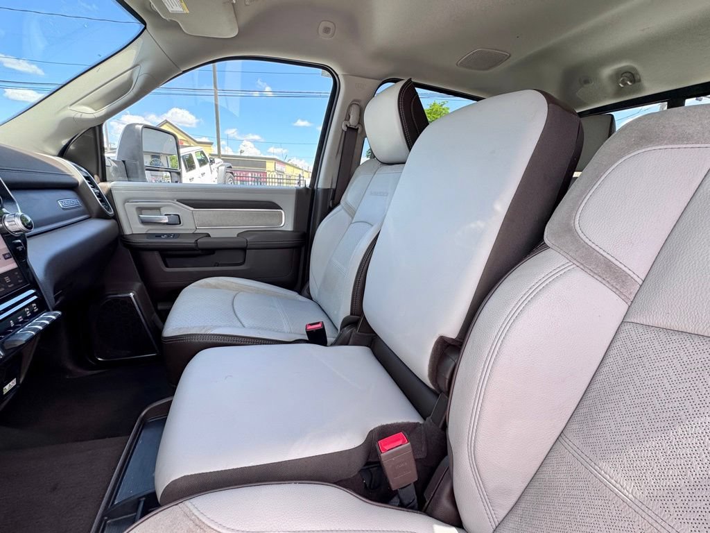 Used 2025 RAM 2500 Laramie AWD/4WD image 15