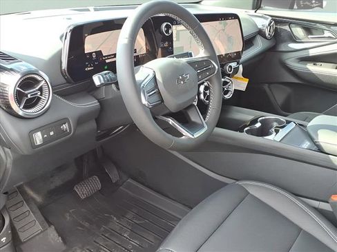 New 2026 Chevrolet Blazer EV LT image 8