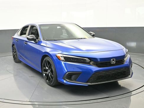 Used 2022 Honda Civic Sport image 9