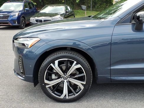 Used 2024 Volvo XC60 B5 Ultimate w/ Protection Package Premier AWD/4WD image 7