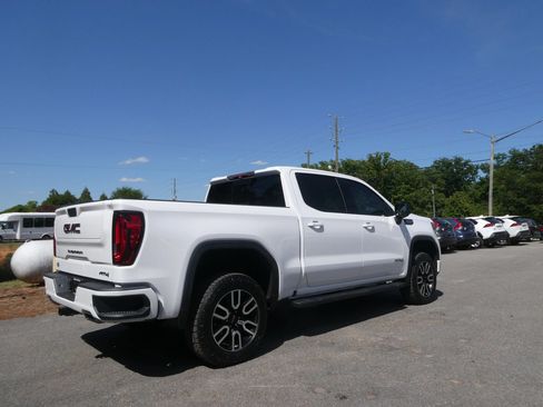 Used 2019 GMC Sierra 1500 AT4 w/ AT4 Premium Package AWD/4WD image 5