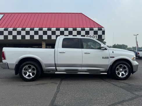Used 2016 RAM 1500 Laramie w/ Convenience Group AWD/4WD image 8