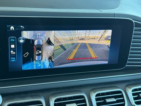 New 2026 Mercedes-Benz GLS 580 4MATIC image 23
