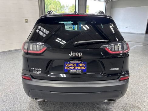 Used 2022 Jeep Cherokee Latitude Lux w/ Sun & Sound Group AWD/4WD image 6