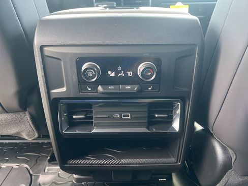 New 2026 GMC Hummer EV 4x4 Crew Cab image 21