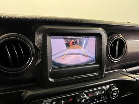 Used 2021 Jeep Wrangler Unlimited Sport image 37