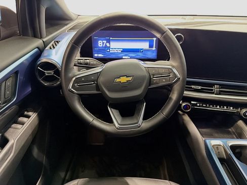 Used 2024 Chevrolet Equinox EV LT FWD image 23
